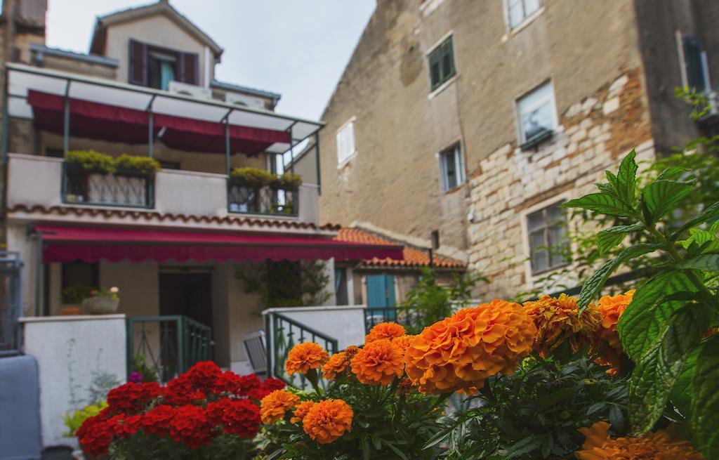 Guesthouse Fjaka Сплит Екстериор снимка